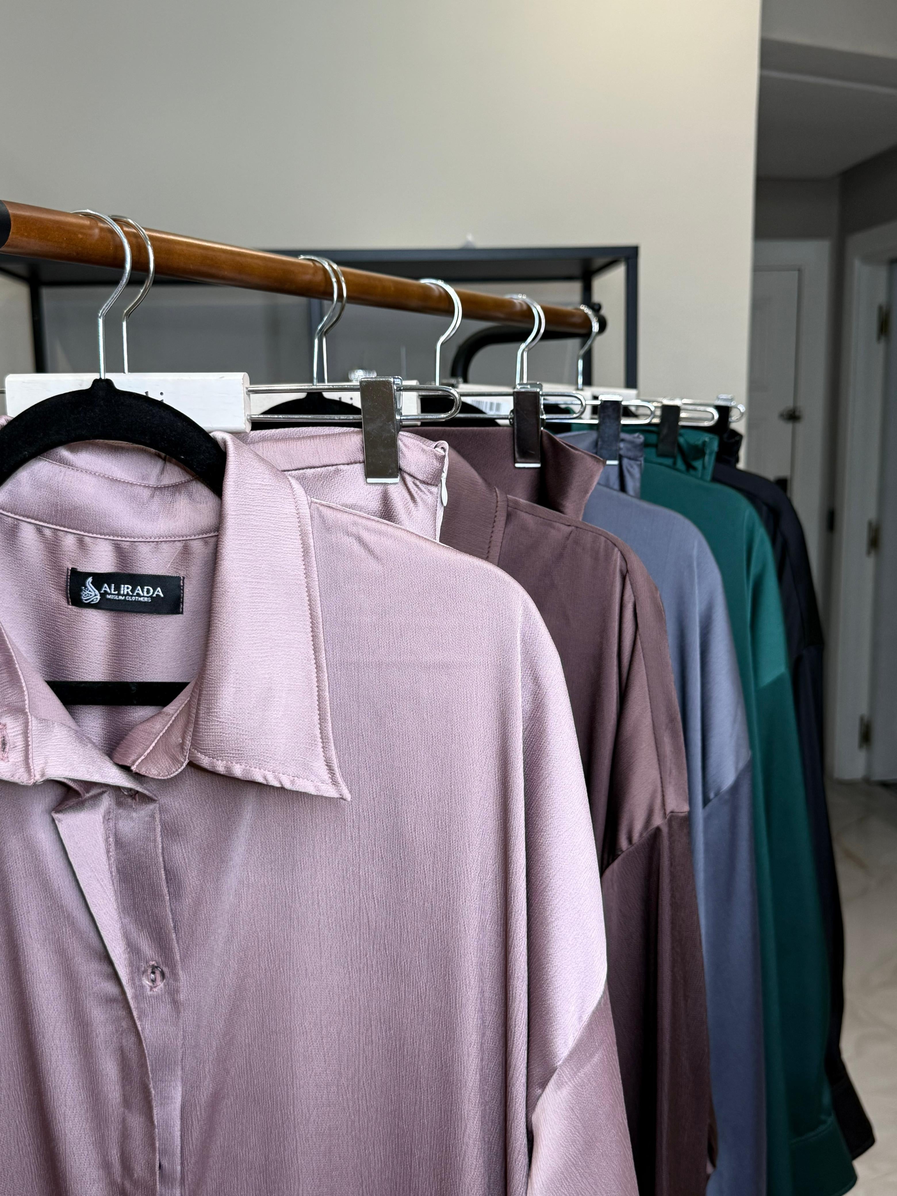 Set with blouse and skirt (Grey)