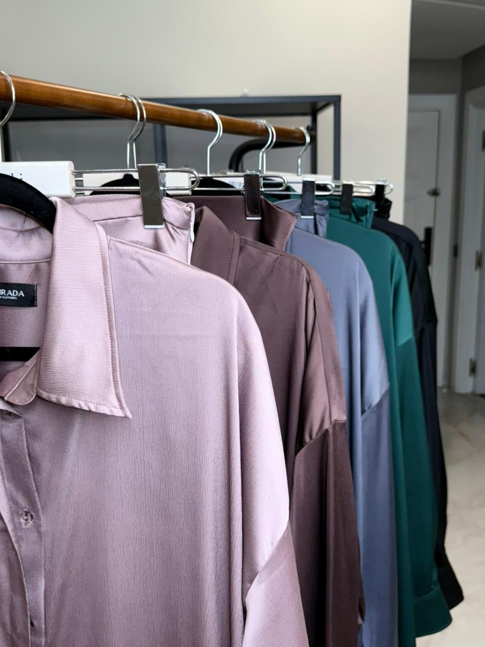 Set with blouse and skirt (Grey)