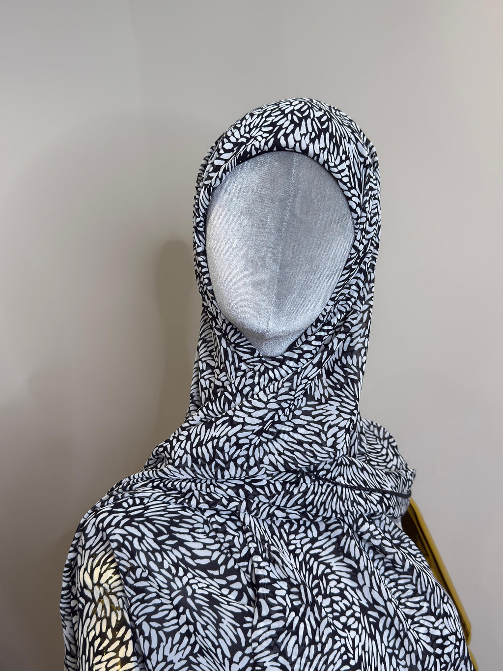 Ready hijab with boni