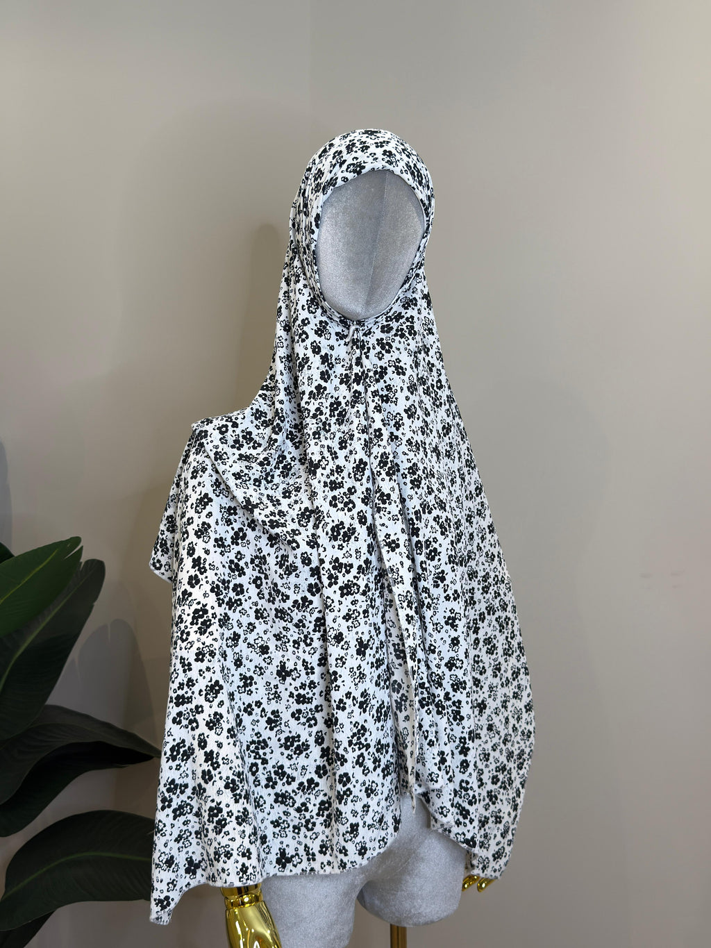 Ready hijab with boni