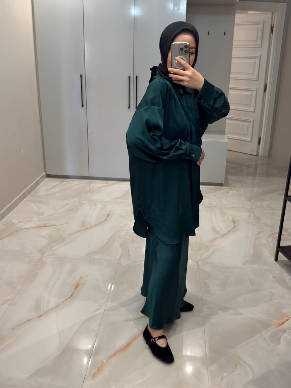 Set Blouse With Skirt