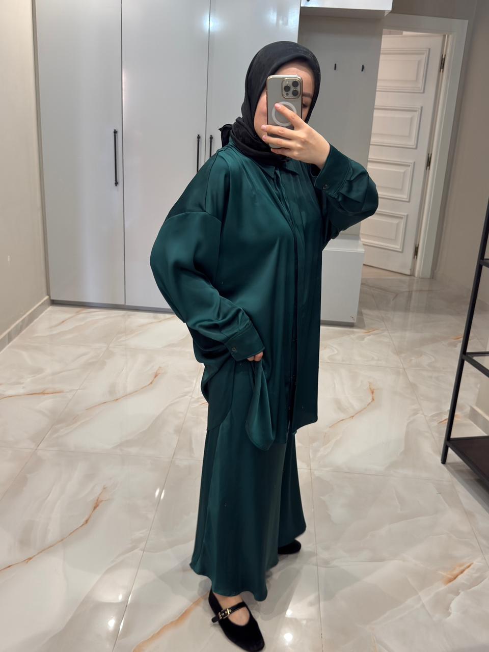 Set Blouse With Skirt