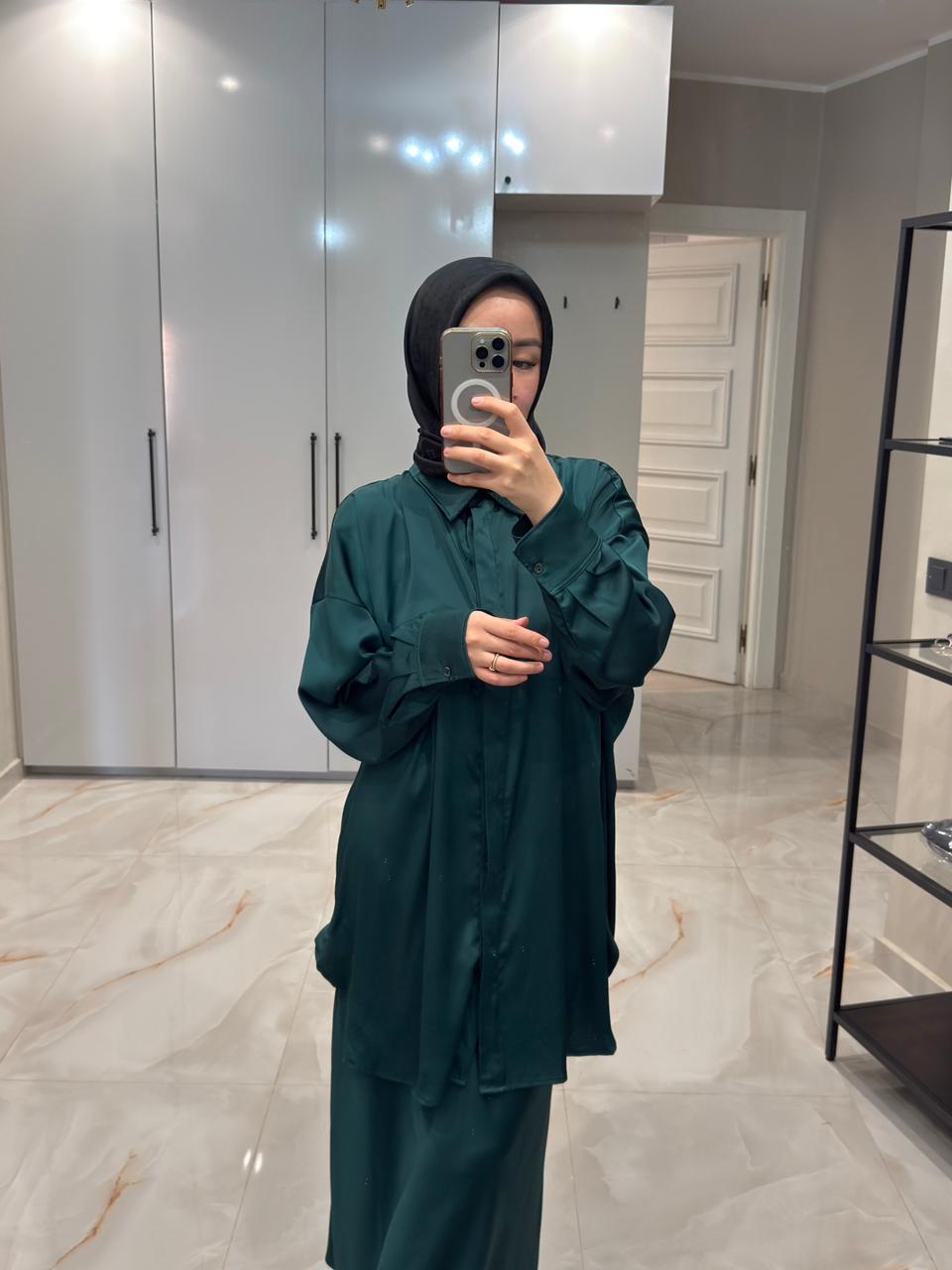 Set Blouse With Skirt