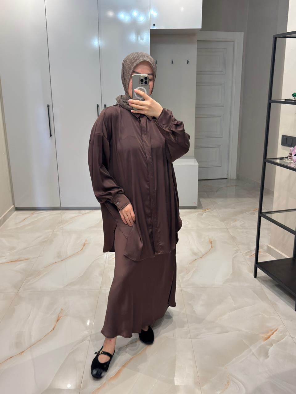 Set Blouse with skirt